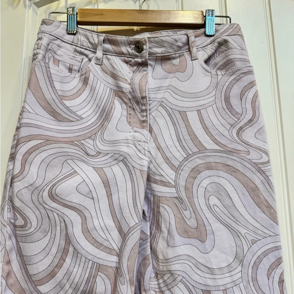 Aritzia Wilfred High Waisted Vera Twill Pant in Pink Soft Swirls. Size 6 - Picture 3 of 7